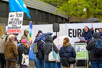 Foto: Simon Bödecker/Ohne Rüstung Leben Foto: Simon Bödecker/Ohne Rüstung Leben