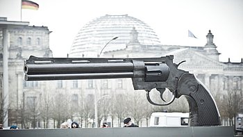 2013_2_26_aktionstag_unsere_waffen_toeten_berlin